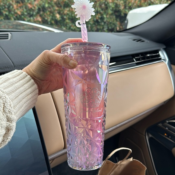 NWT Wicked + Starbucks Glinda Venti tumbler with straw topper - Picture 2 of 5